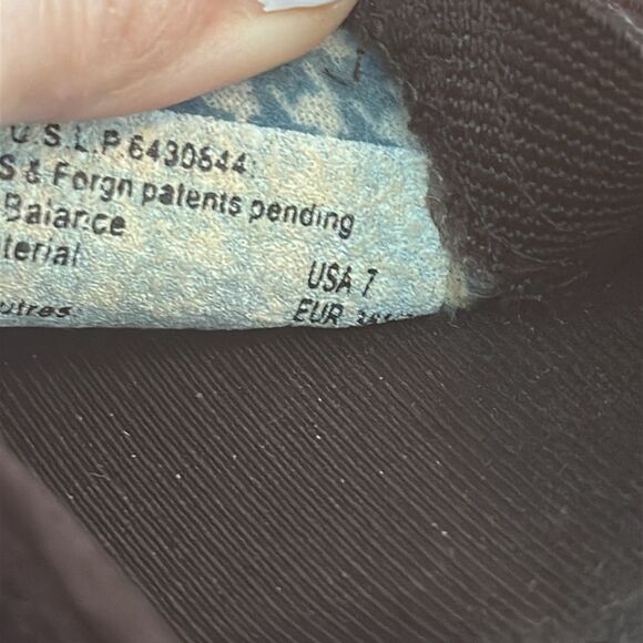 Airwalk Black Corduroy Casual Flat Slip-Ons - Size 7 - Picture 7 of 7